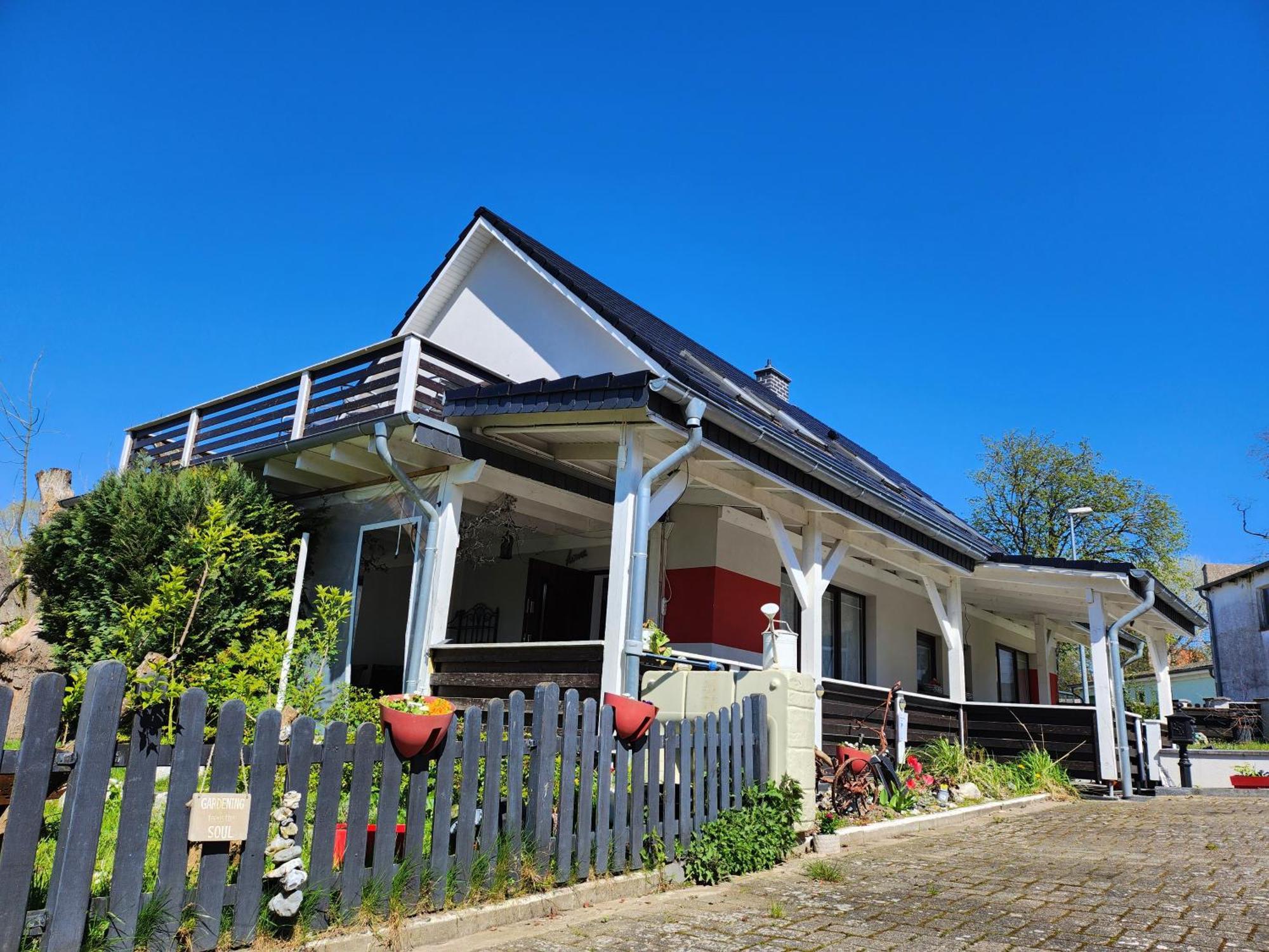 Ferienhaus Ani & Apartment Rustikal Patzig Exteriör bild